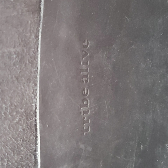 Tribe Alive Black Leather Handbag - Picture 2 of 4